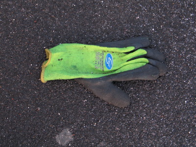 H445